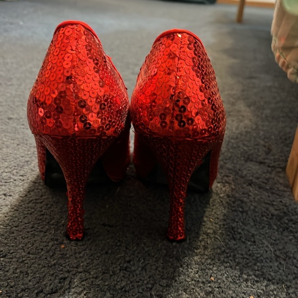 Red Sequin Heels - Picture 14 of 14